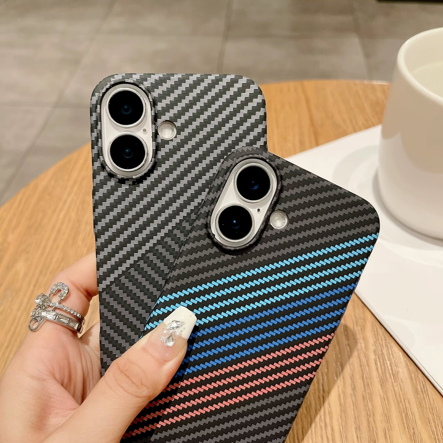 iPhone 17 MagSafe Case – Luxury Carbon Fiber Pattern Hard Armor Cover