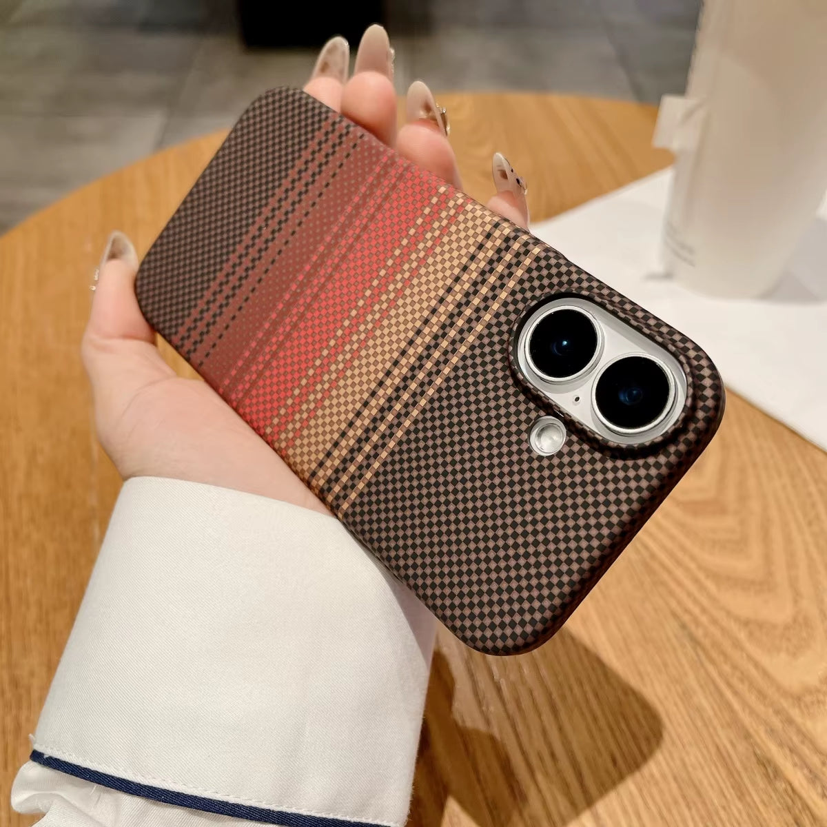 Luxury Carbon Fibre Kevlar MagSafe Case for iPhone 17 Magnetic Slim Cover